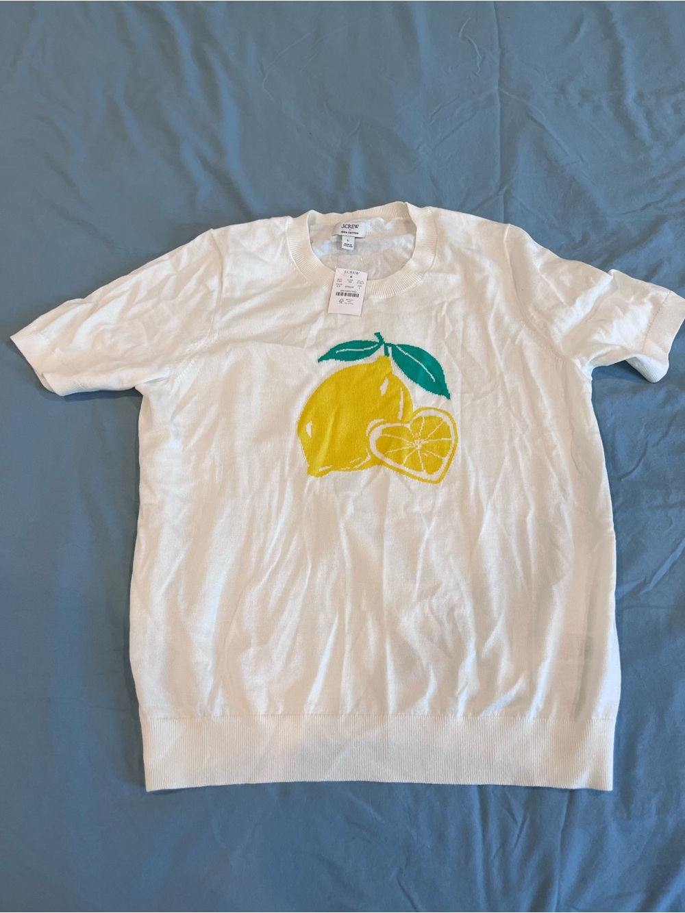 Short-sleeve lemon crewneck sweater